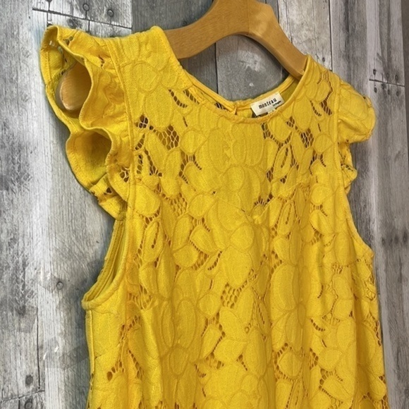 MONTEAU golden yellow flutter cap sleeve dress. Fully lined. Size medium. EUC - Picture 2 of 11